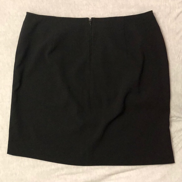 Black Skirt - Picture 2 of 3